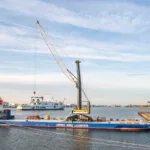 Massive Liebherr mobile electric crane lifts 300 tons in the Netherlands