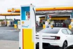 Shell to divest 1,000 retail locations, and also expand EV charging. Coincidence? – Charged EVs