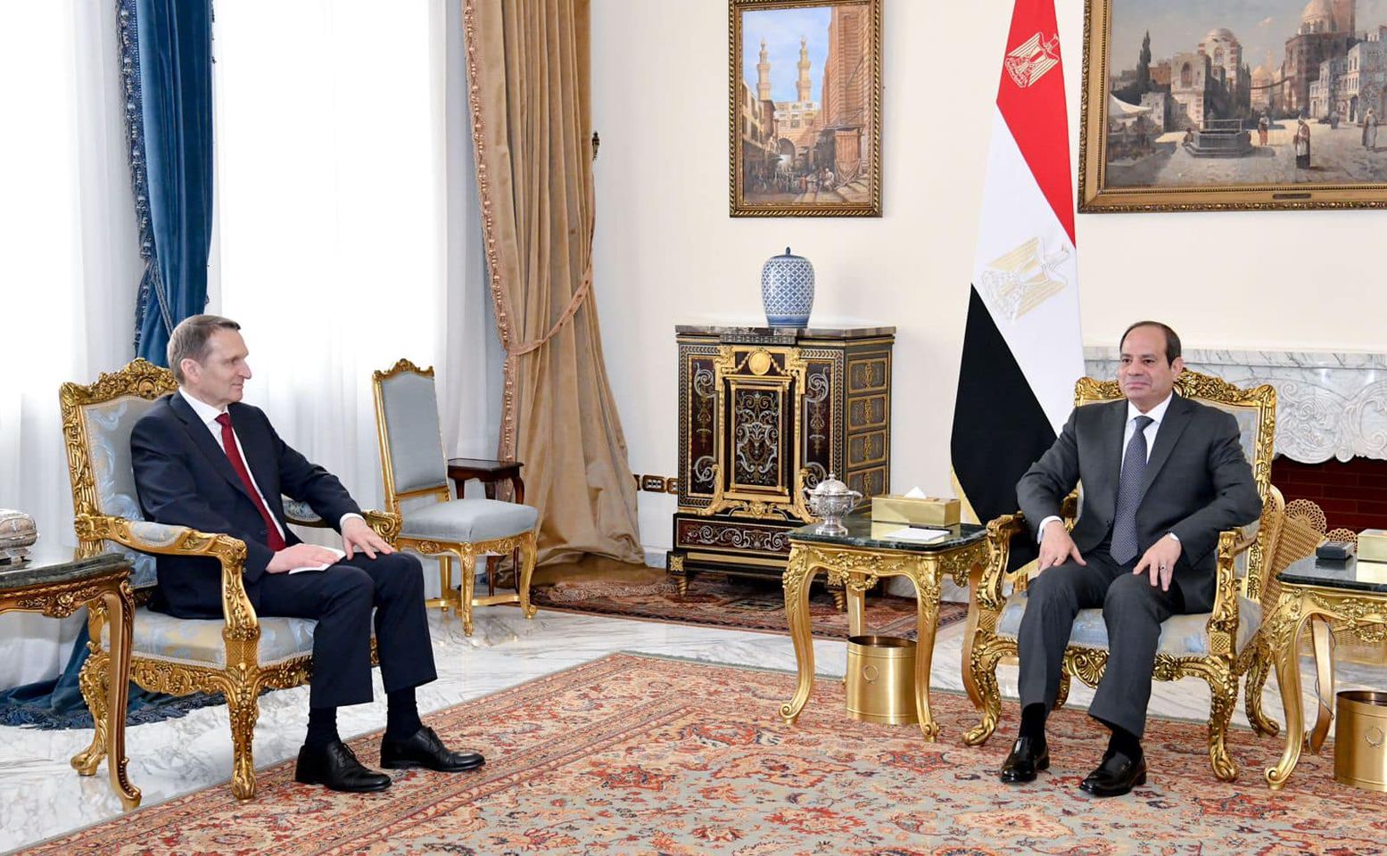 Egyptian president meets Russian intelligence chief to discuss regional stability – Dailynewsegypt