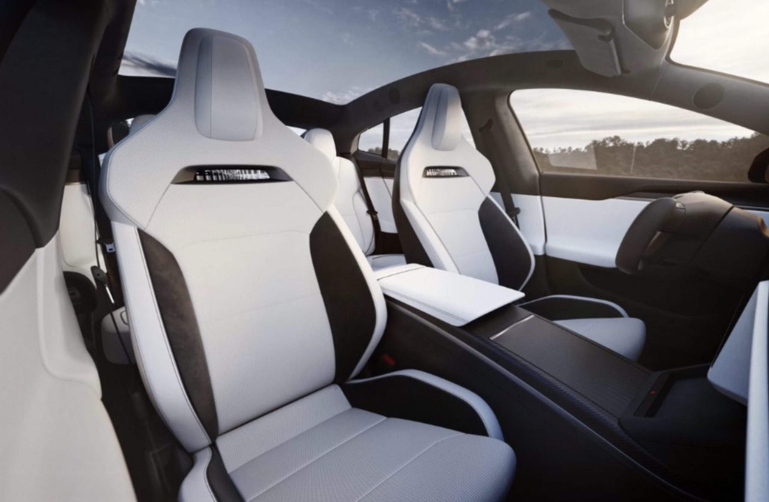 Tesla unveils new Sport Seats to absorb Model S Plaid’s insane power